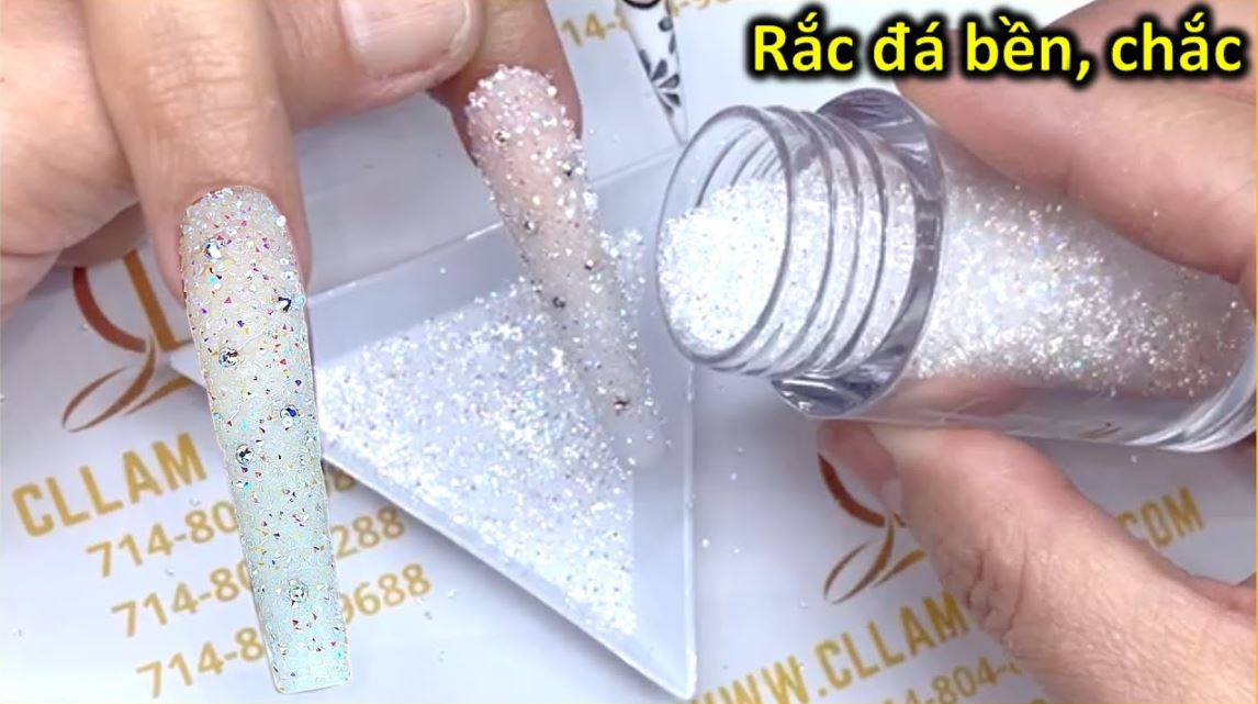 Sparkling rhinestone nail designs — design 30
