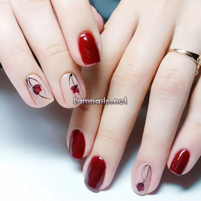Mẫu nail hoa sang chảnh, tôn lên sự thanh thoát của đôi bàn tay nàng