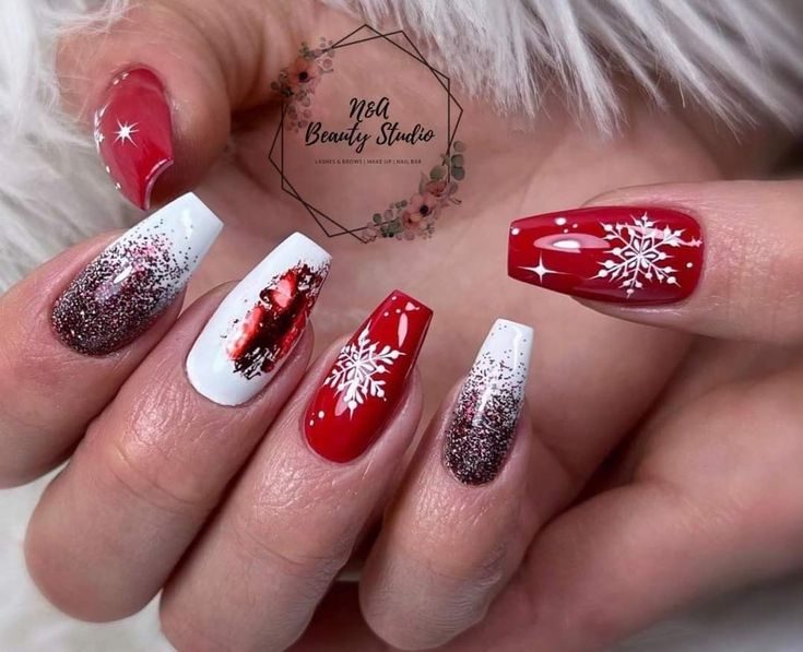 Winter motif nails