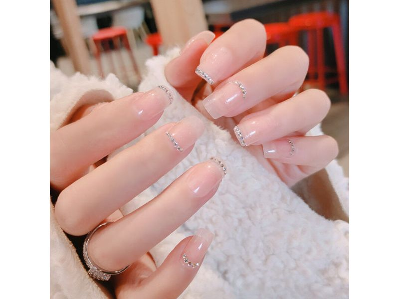 Surely you will be radiantly beautiful with this maternity nail set! ๐
โจ #PregnantNailModel