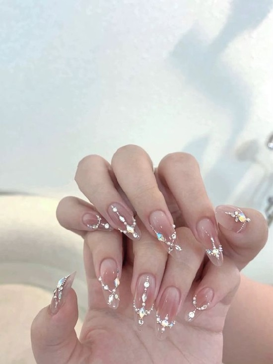 Beautiful wedding nail design