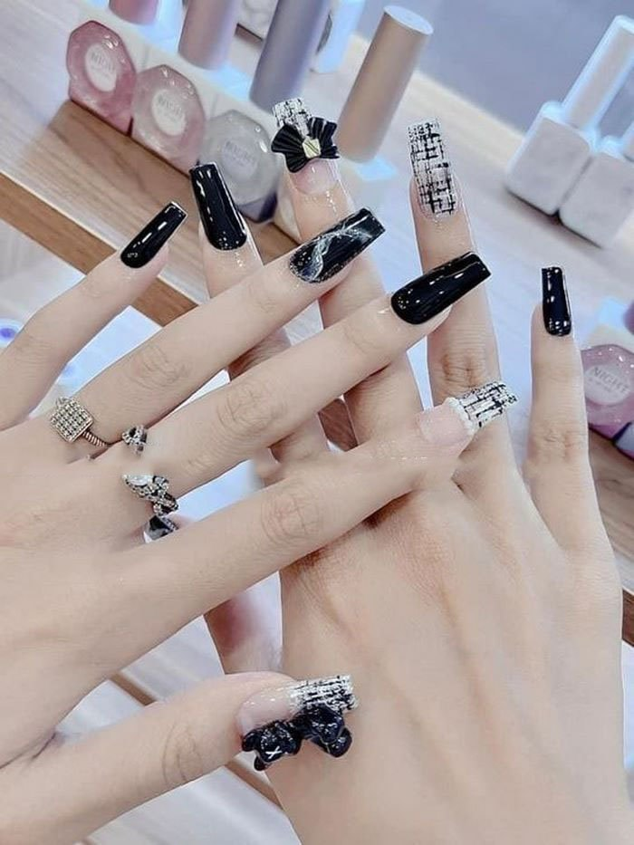 Beautiful white and black nail designs