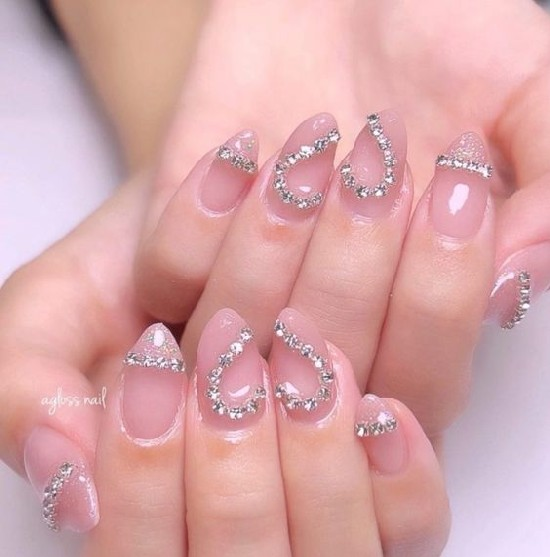 Make a nailbox for a wedding party