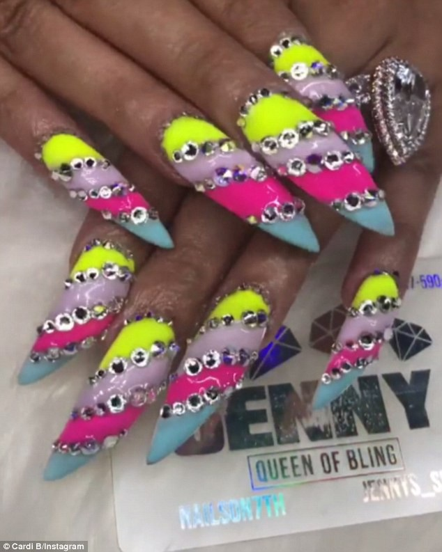 Mẫu nail 34