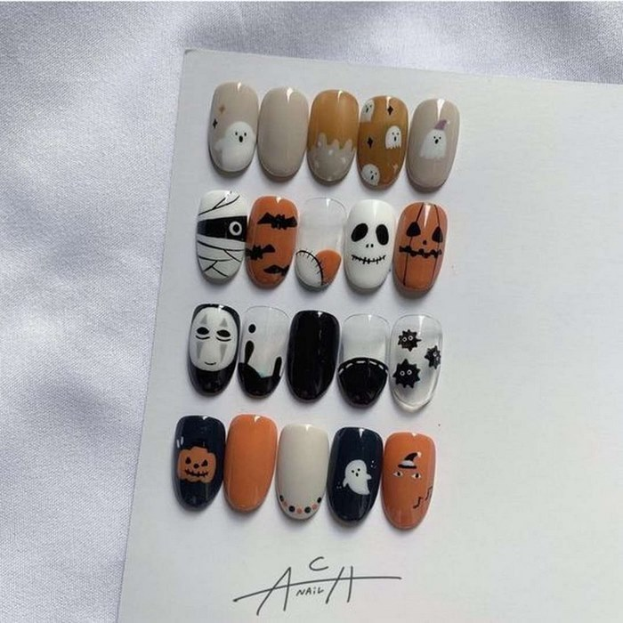 The fun and uniqueness of many characters combined in one nail set