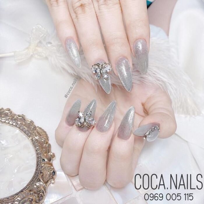 Unique cat eye style bridal nail