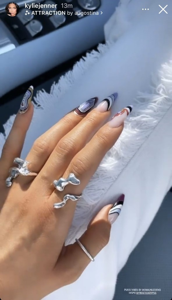 Mẫu nail 18