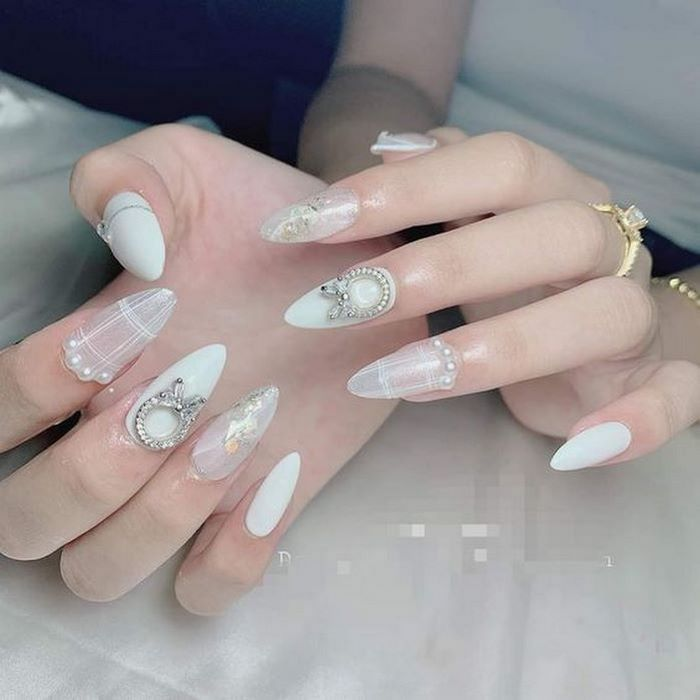 Impressive nail designs for your reference