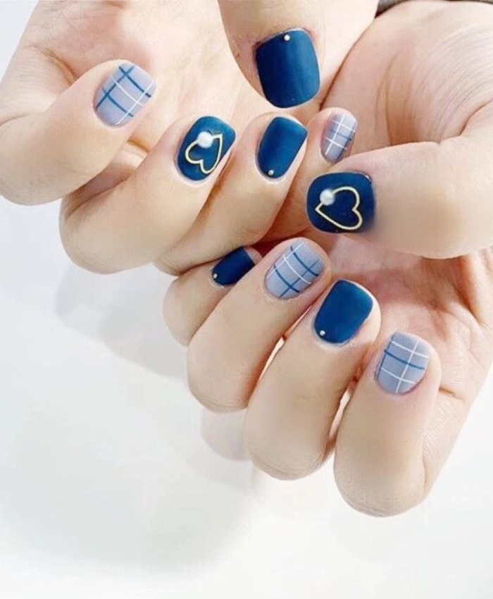 Nail xanh cổ vịt nhạt nhiều hoạ tiết nhưng không rối mắt