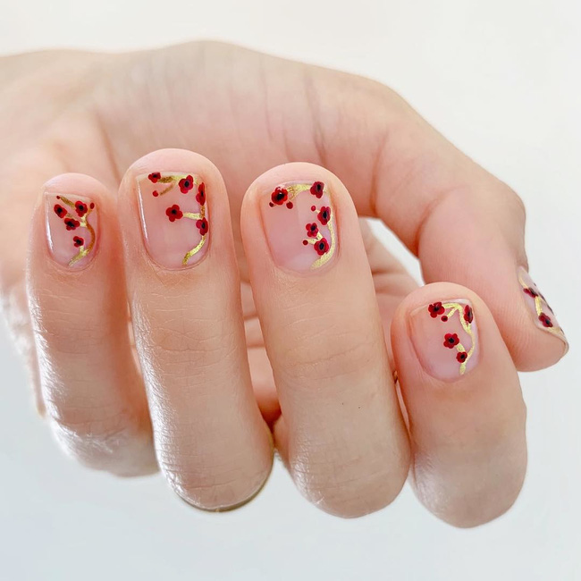 Romantic valentine nail designs — design 40