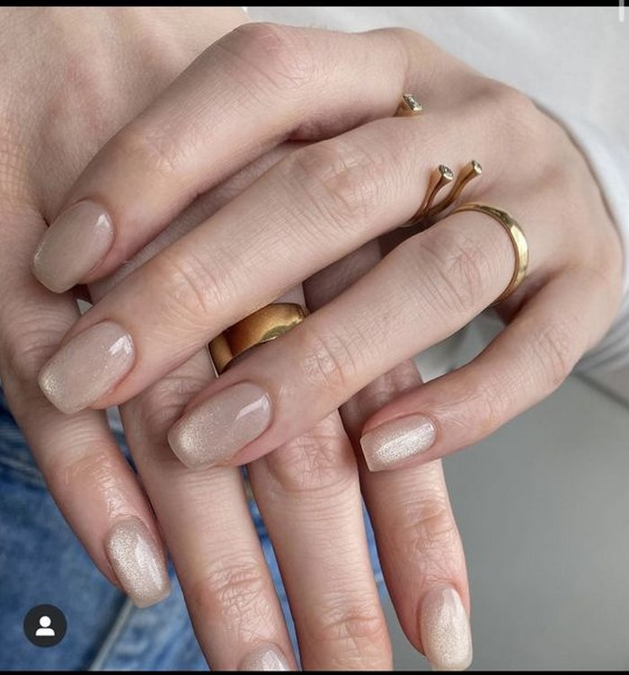 Princess cat eye nail design
