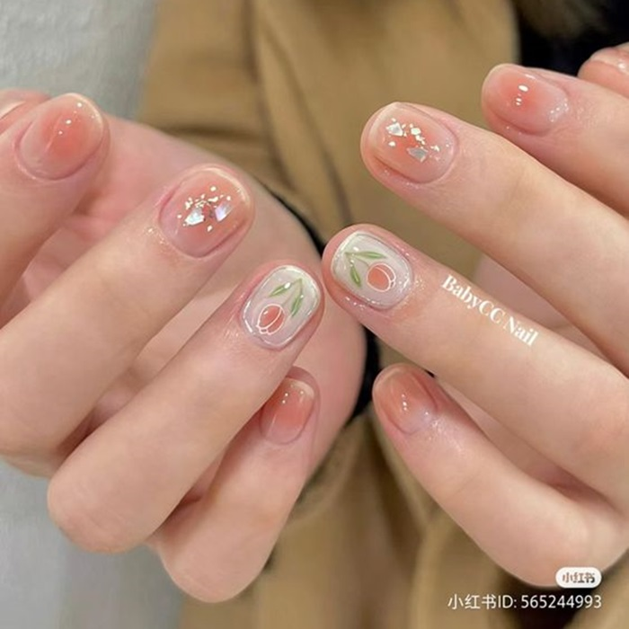 Kiểu nail hoa tulip khác để nàng tham khảo và lựa chọn