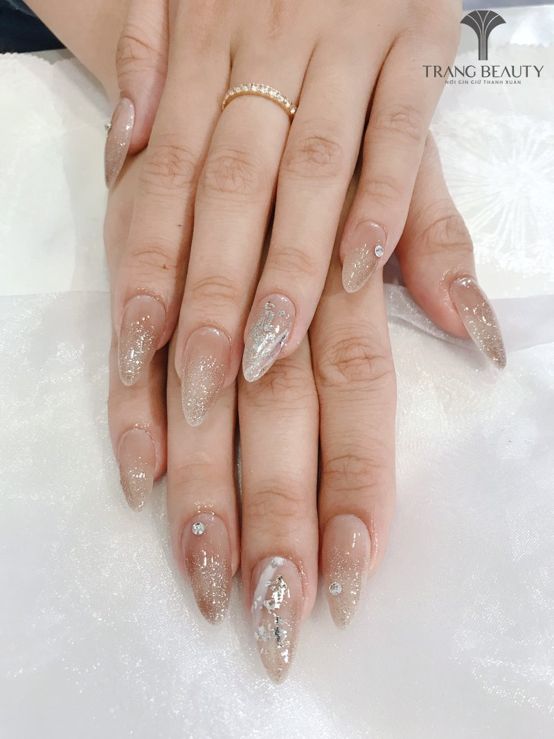 Sparkling rhinestone nail designs — design 24