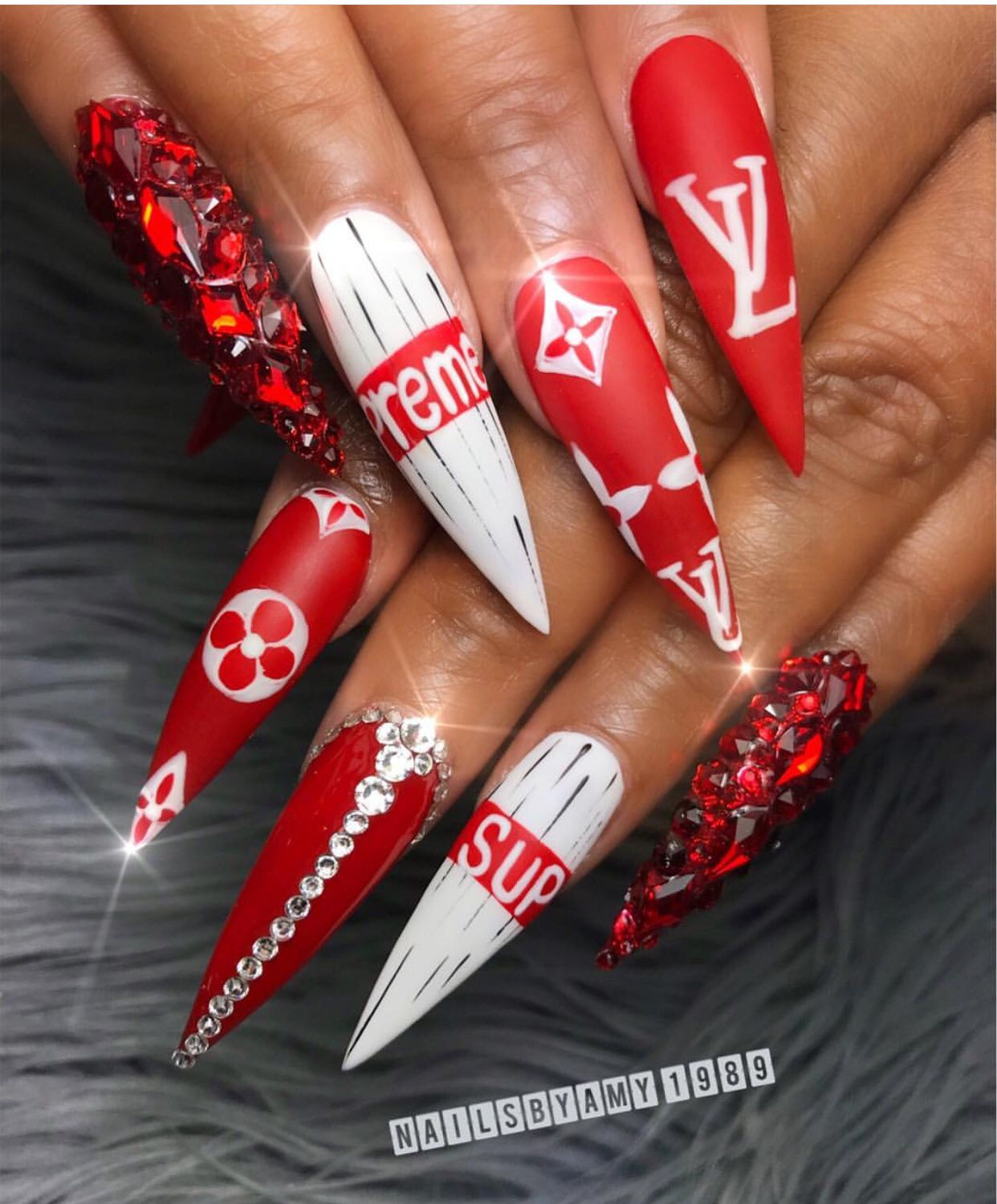 Sự hòa quyện giữa sự tinh tế và đẳng cấp, Nail LV mang đến cho bạn sự tự tin và quyến rũ