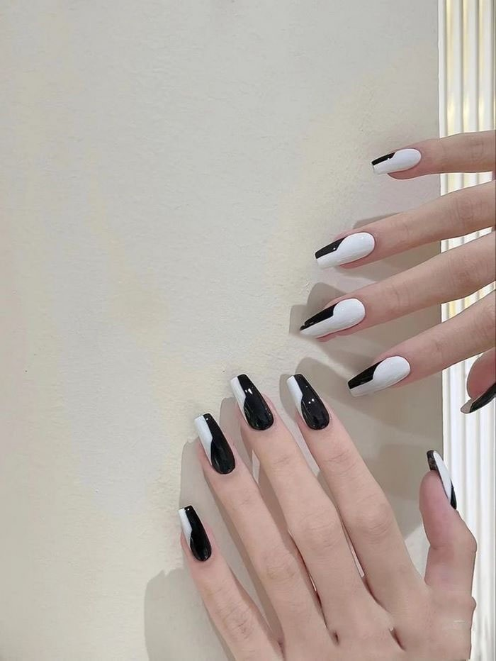 Simple black and white nail design
