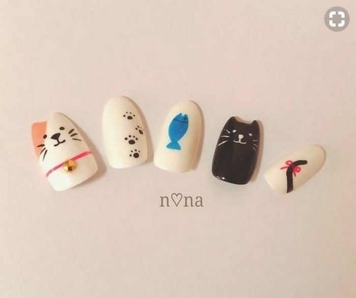 Delicate and impressive creative nail designs