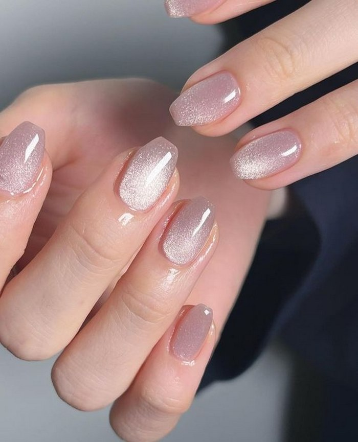 Nail color is suitable for those who love cute style