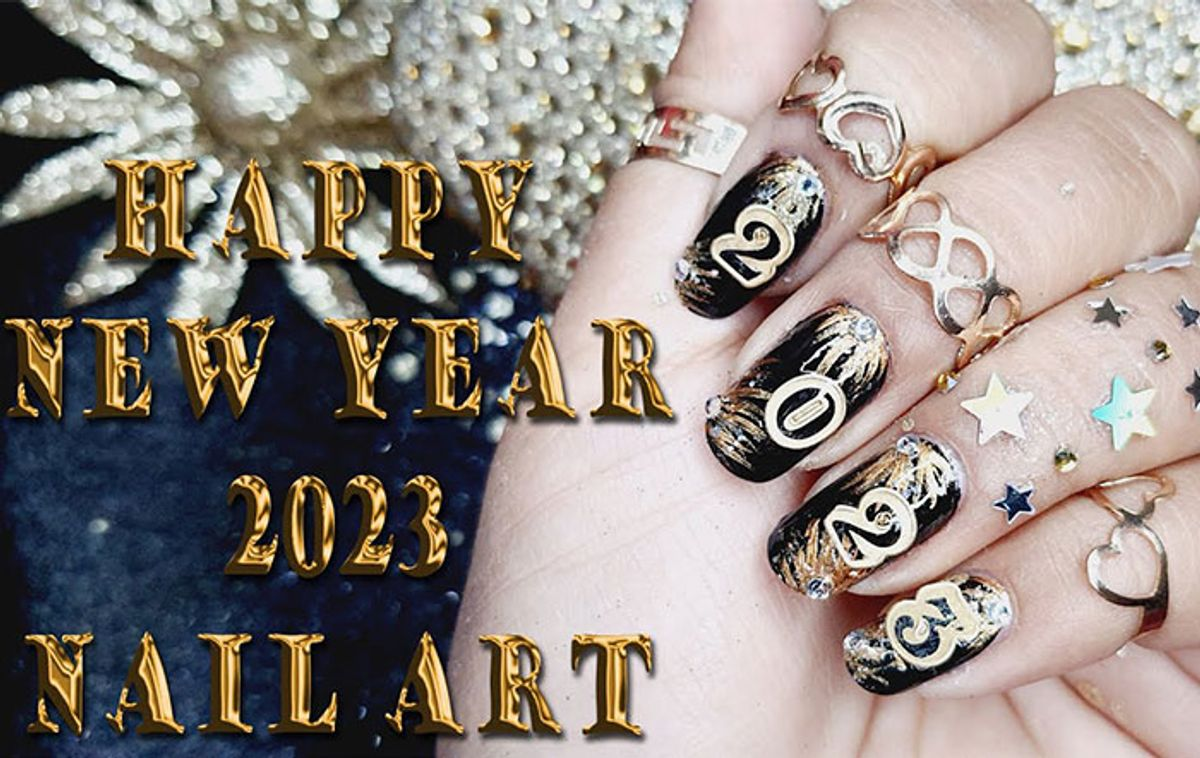 Elegant chanel-inspired nail designs — design 34