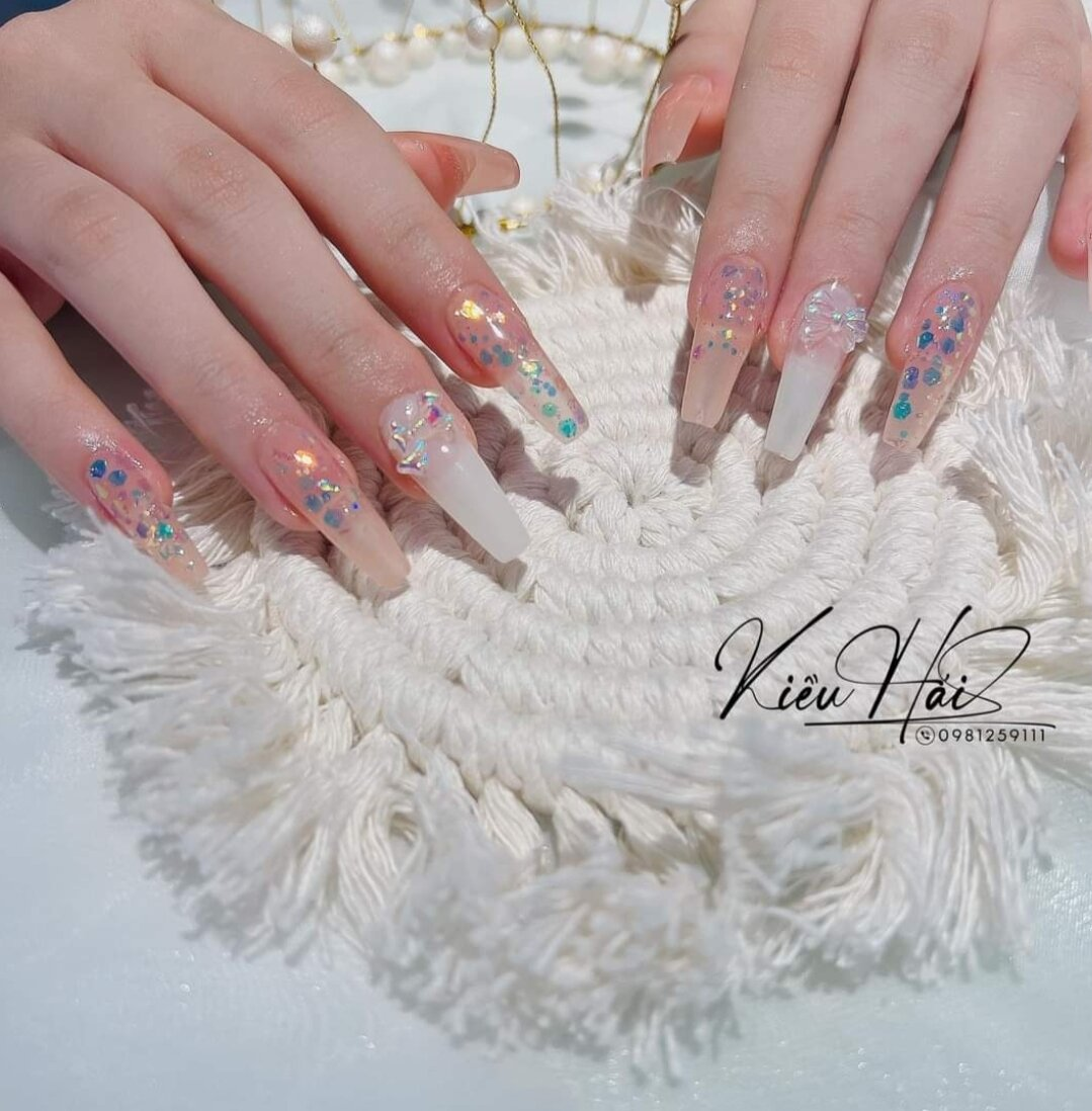 Venture into the fantasy world with delicately designed nail designs that are the perfect highlight for your beauty