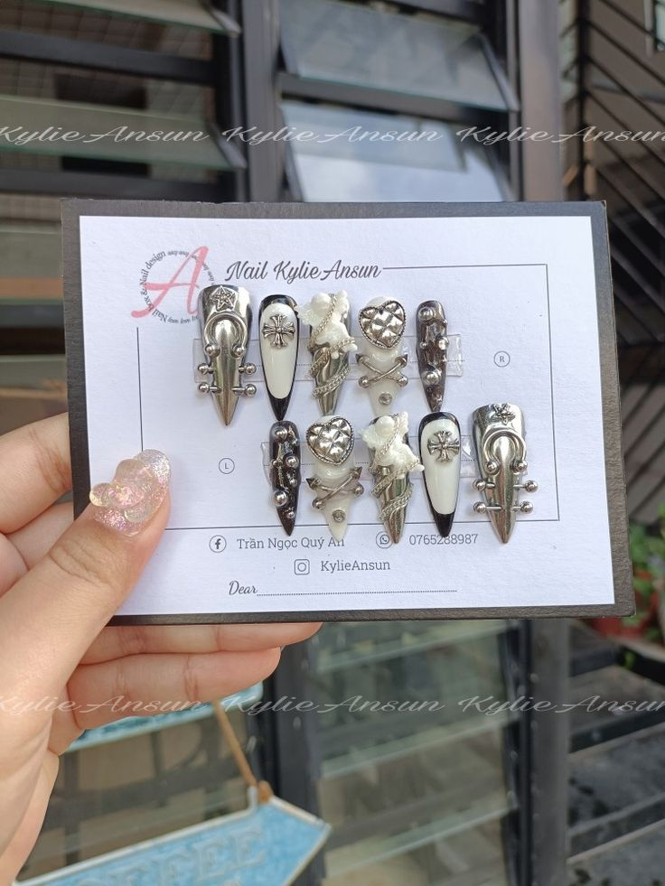 Nail model 43