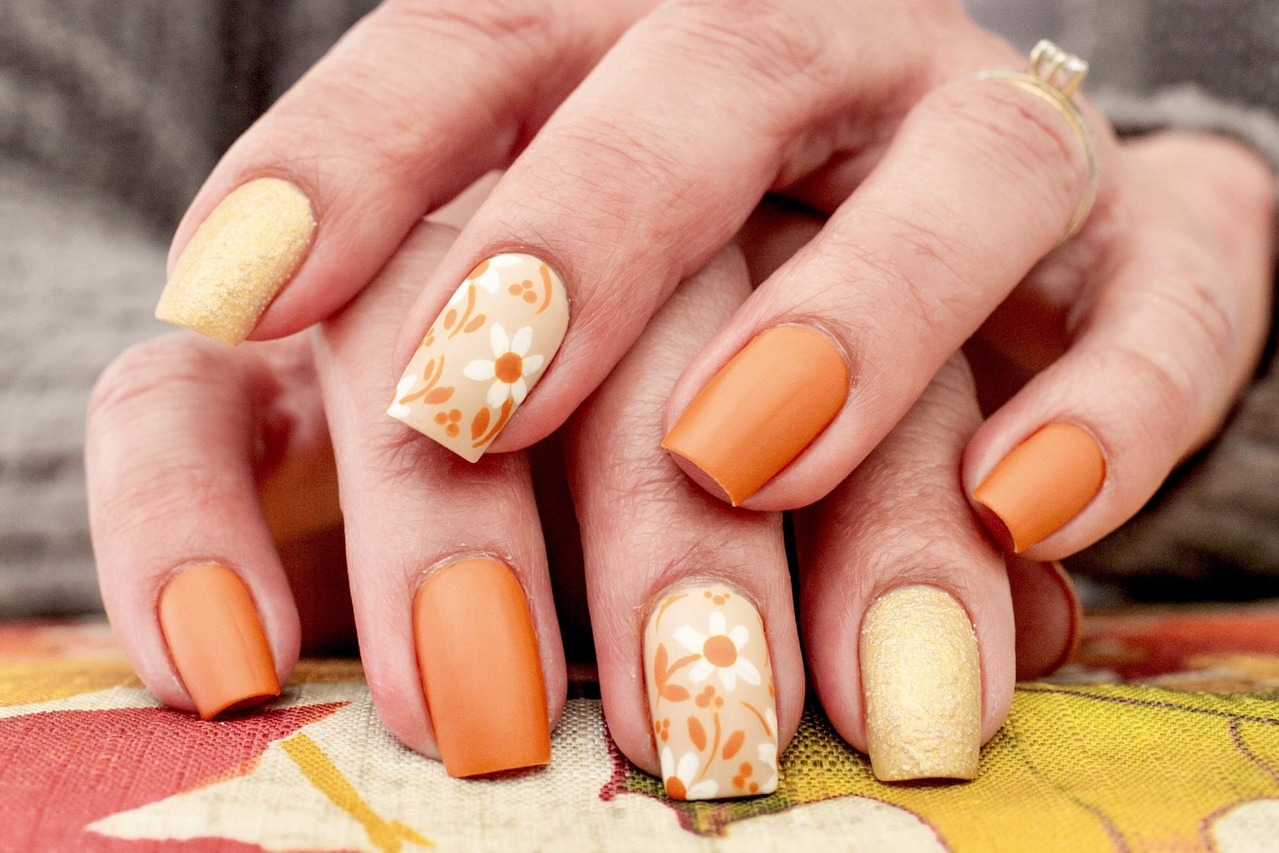 Enhance your Halloween costume with impressive and stylish Halloween nail designs