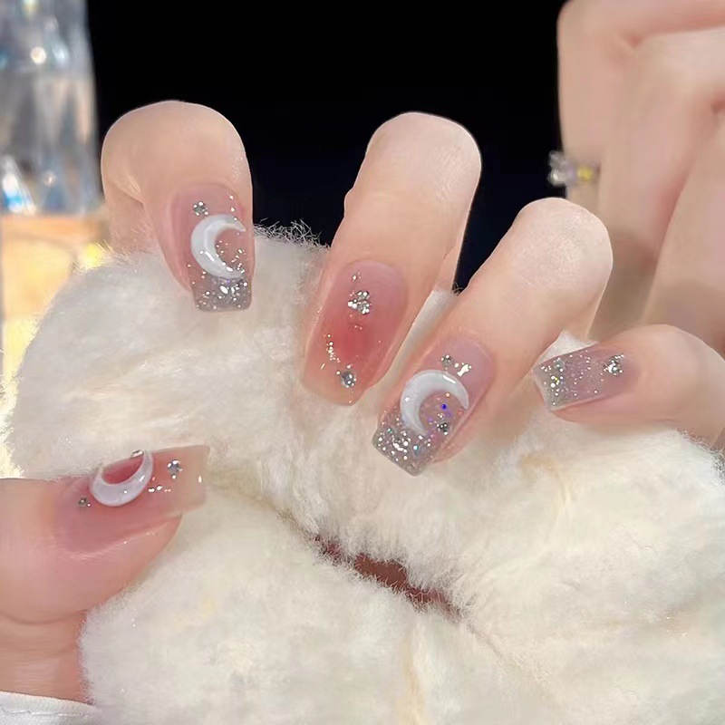 Sparkling rhinestone nail designs — design 1