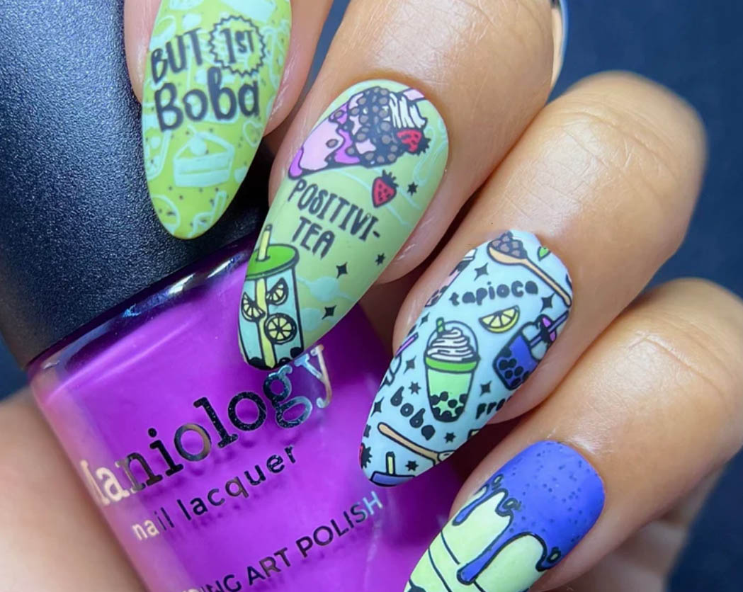 Milky tea-colored nail designs — design 8