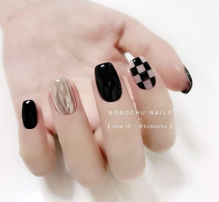 Nail model 76