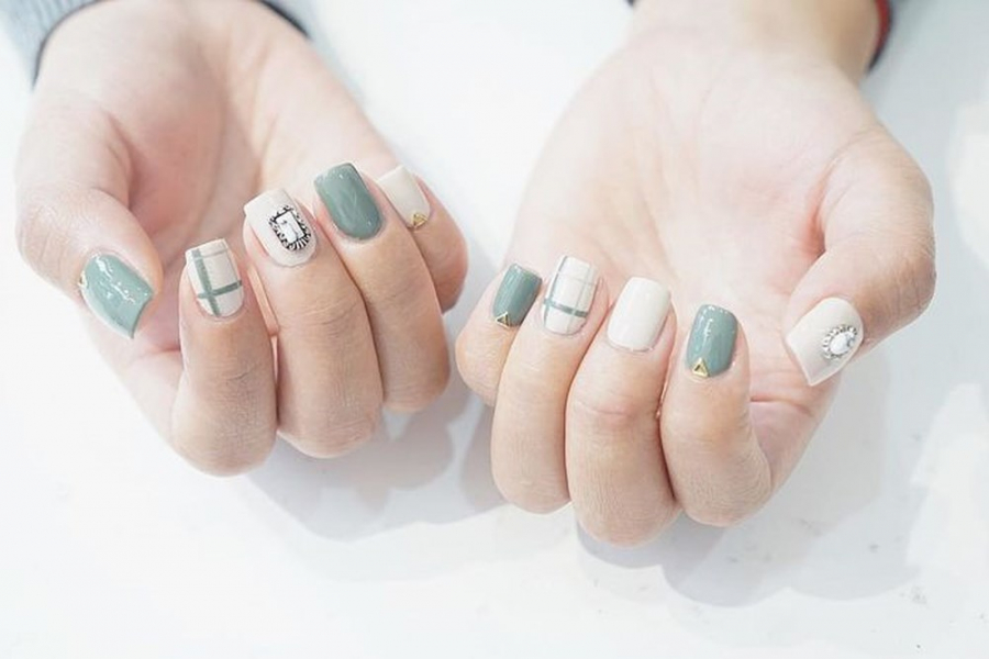 Teal nail designs — design 56