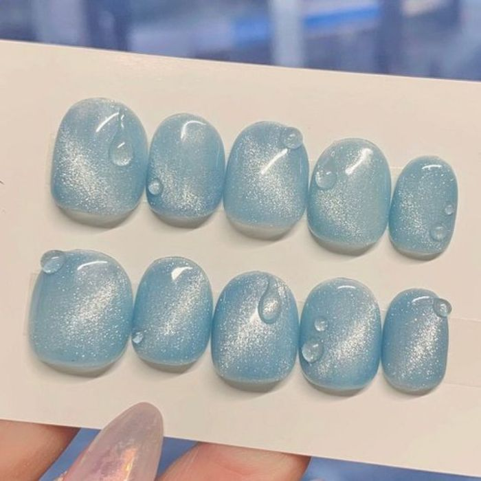 Mẫu nail mắt mèo nổi bật, thu hút