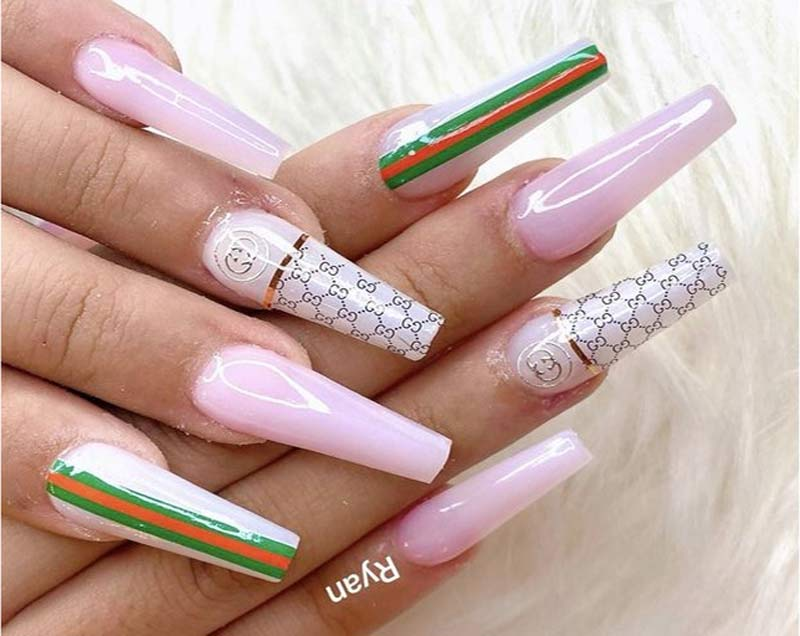 Luxury gucci-inspired nail designs — design 56