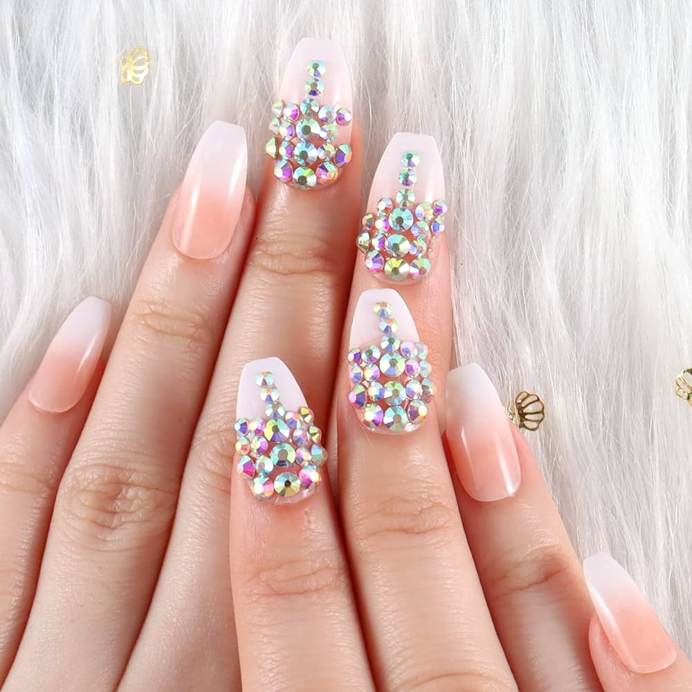 Góc nhìn mới lạ với mẫu nail acrylic độc đáo