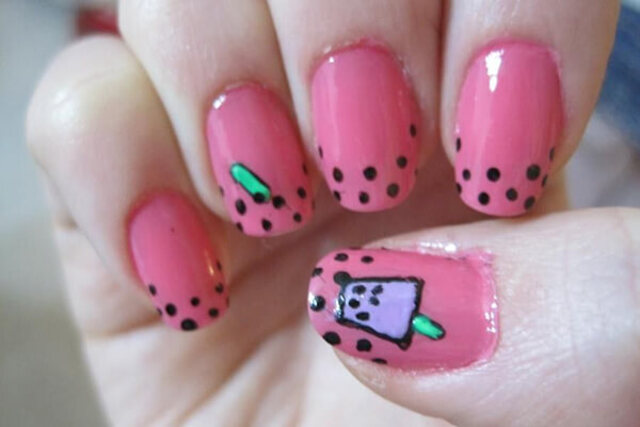 Milky tea-colored nail designs — design 25