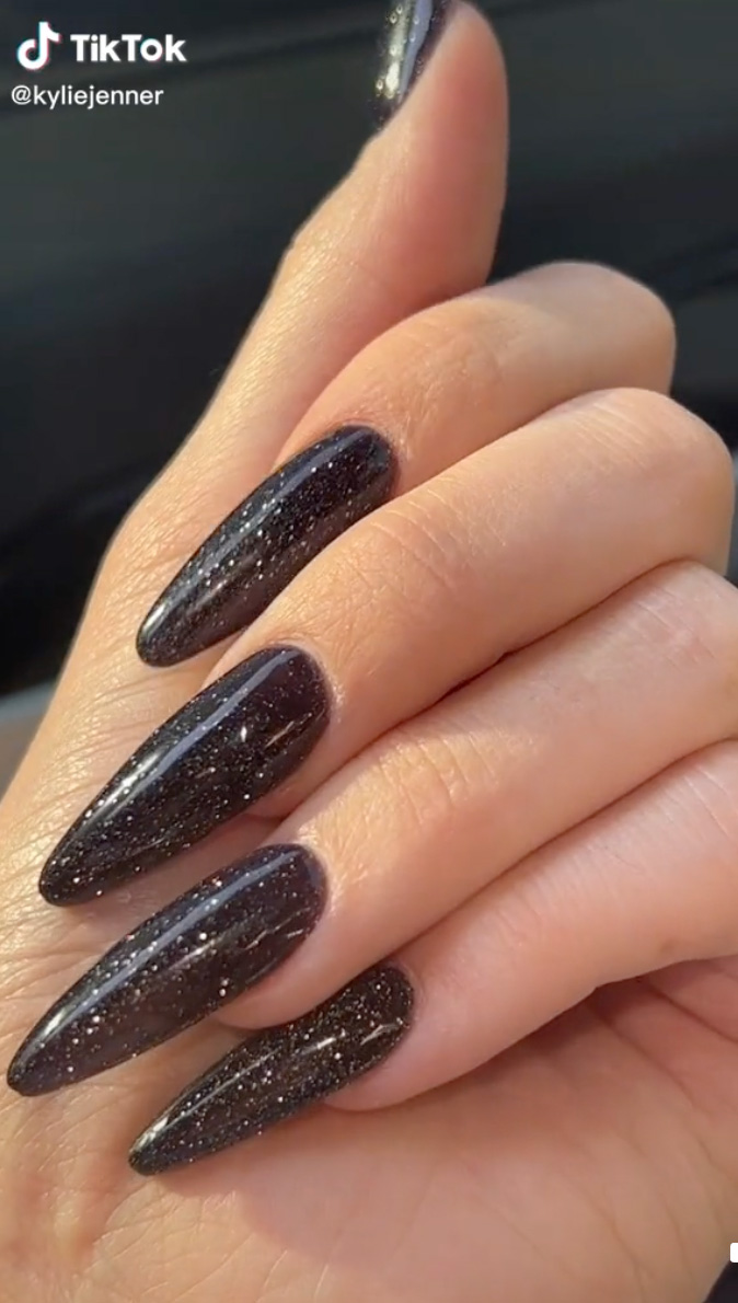 Bộ mới cực độc của Kylie-Jenner