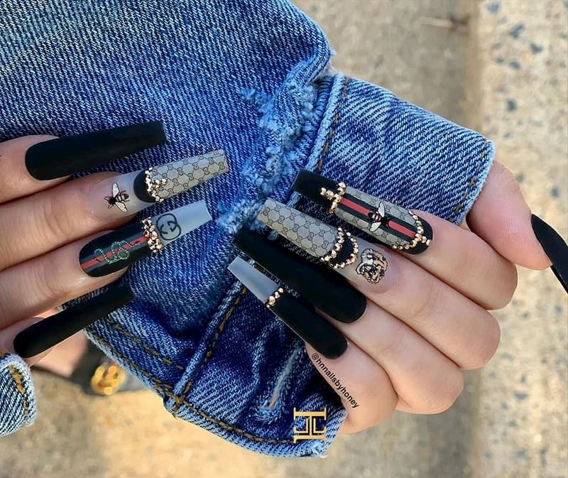 Luxury gucci-inspired nail designs — design 45