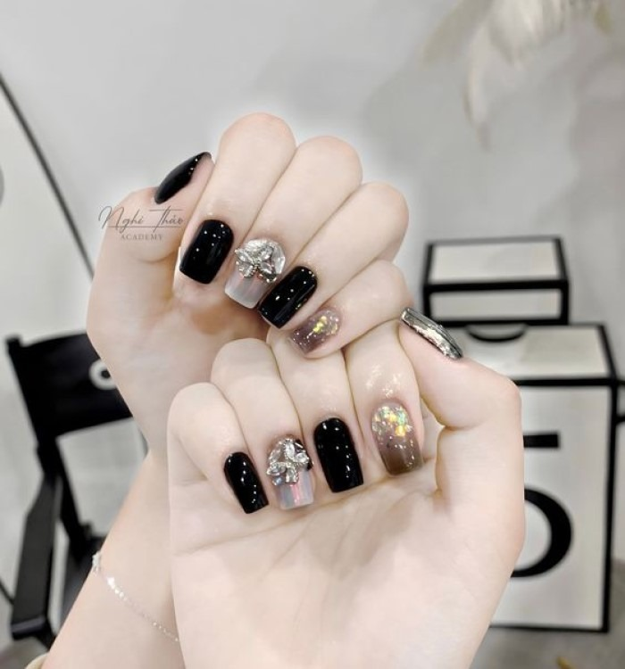 Beautiful short black nail designs