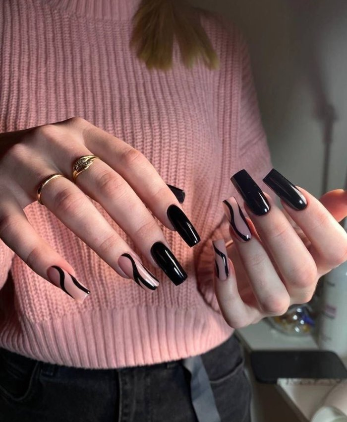 Mẫu nail hồng đen độc lạ dành cho nàng da ngăm