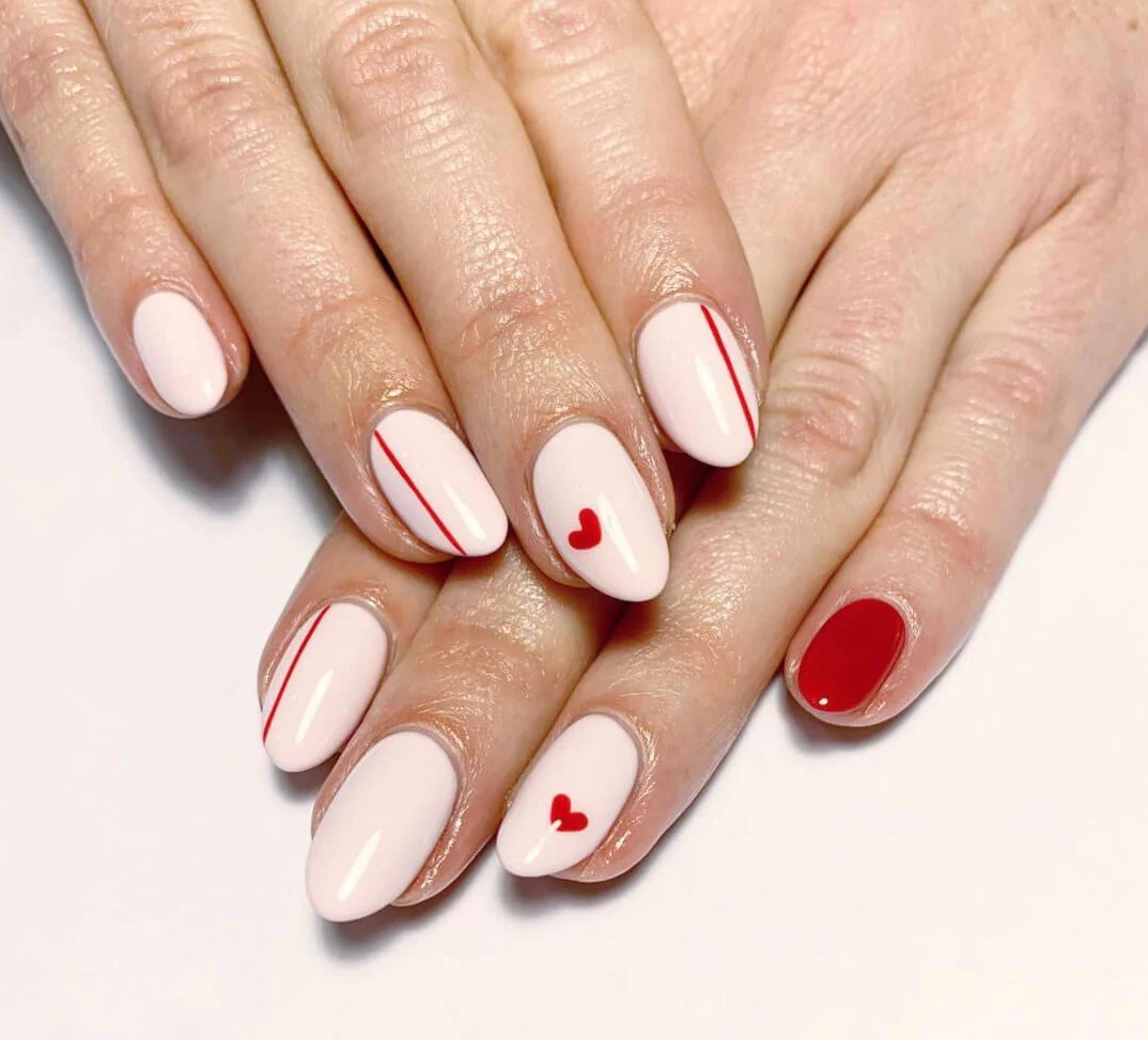 Nail model 32