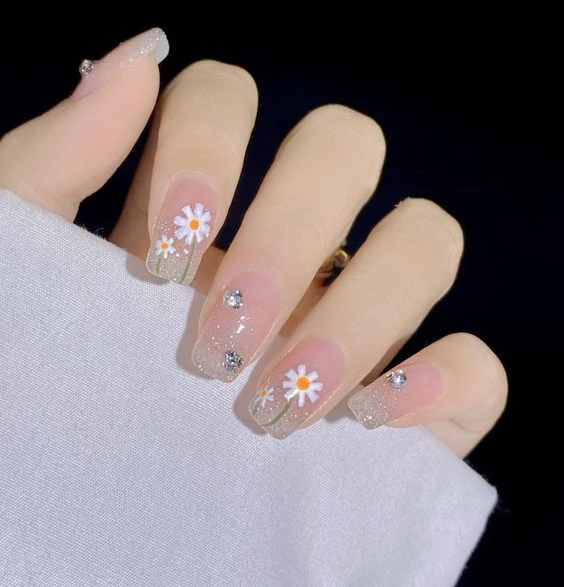 Little flower nail design