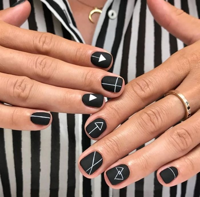 Black and white nails with beautiful patterns
