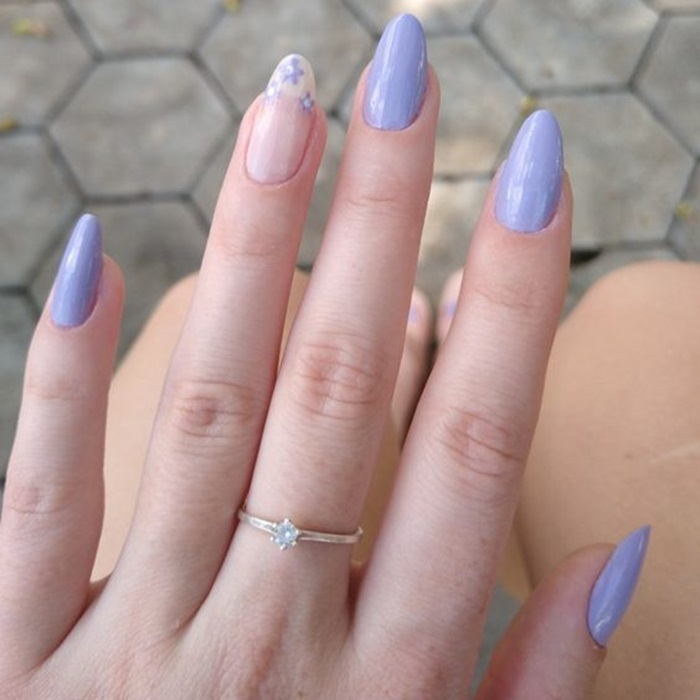 Gợi ý về các mẫu nail vẽ hoa đơn giản cho nàng yêu thích màu xanh