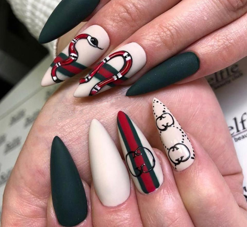 Luxury gucci-inspired nail designs — design 69