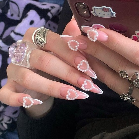 Design beautiful wedding nails
