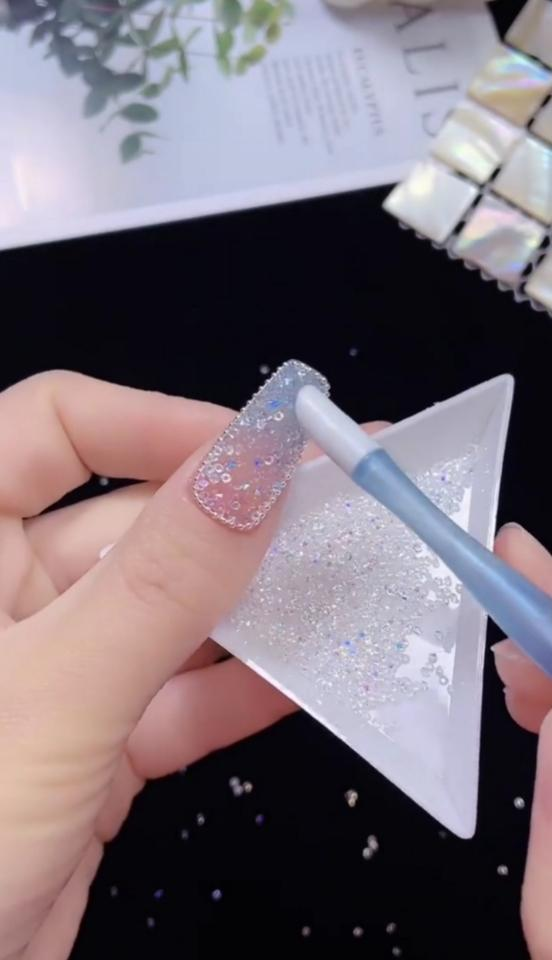 Sparkling rhinestone nail designs — design 50