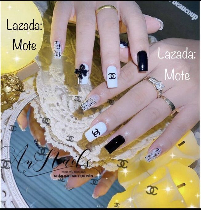 Explore the diversity and richness of nail designs, creating unique and individual beauty