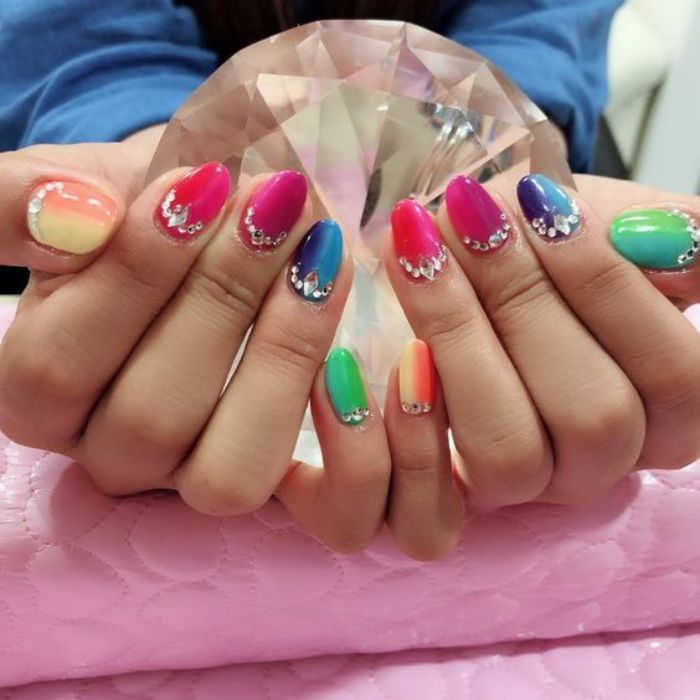 Colorful rainbow nail designs with rhinestones — design 21