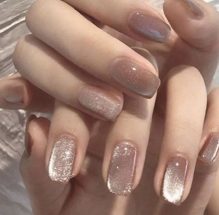 Nail designs for minimalists