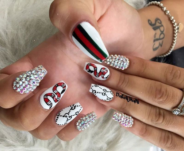 Luxury gucci-inspired nail designs — design 42