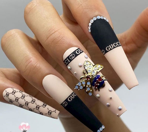 Luxury gucci-inspired nail designs — design 21