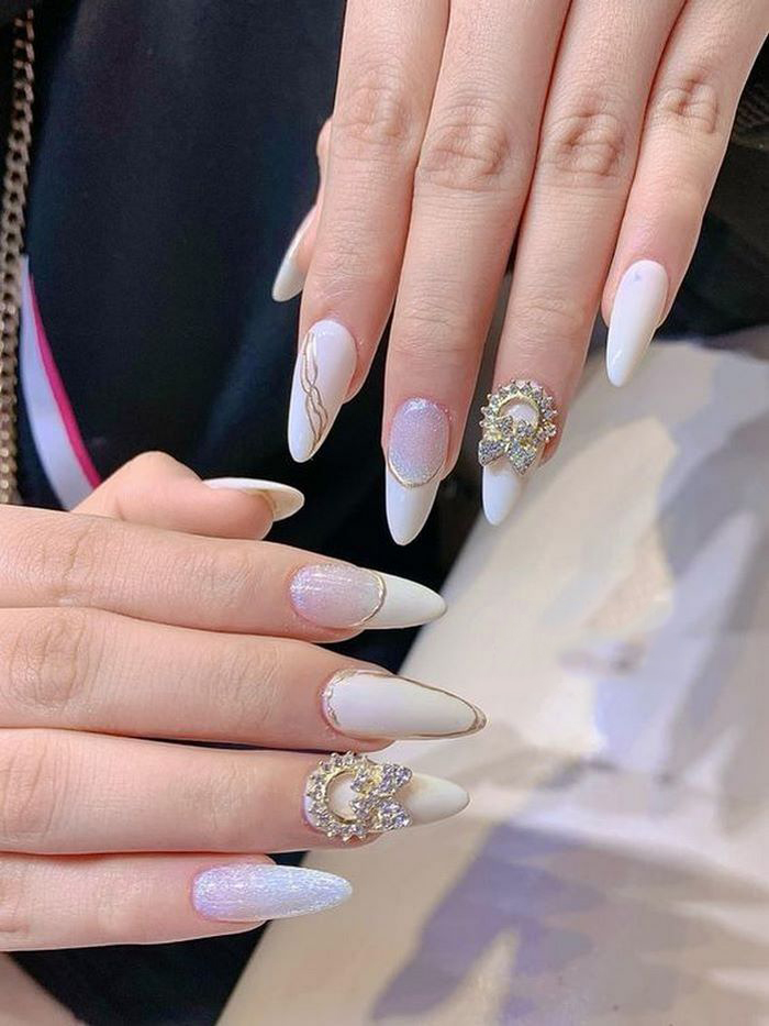 Stud with stones and use with pink tones to create a highlight